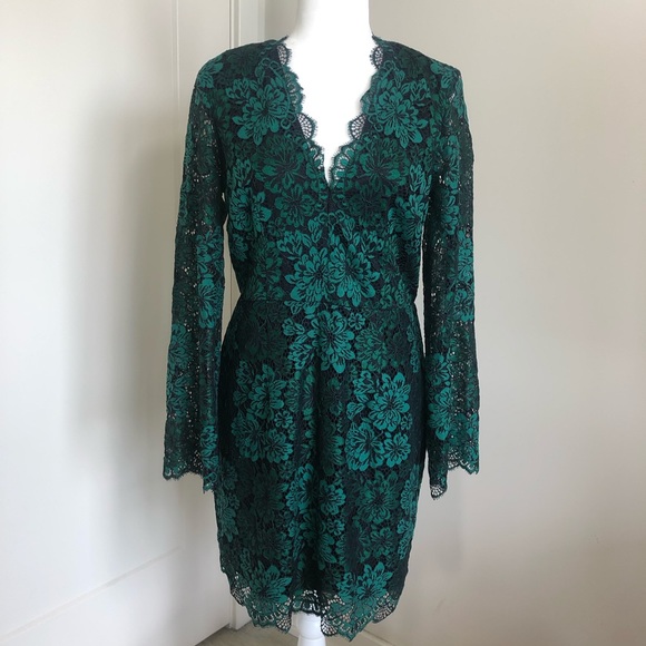 H&M Dresses & Skirts - Green lace dress